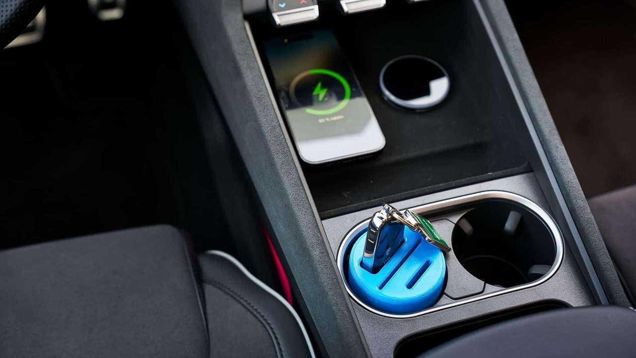 Skoda решила, что 3D-принтер — это не только для инженеров, но и для владельцев авто. Компания выложила в сеть готовые …